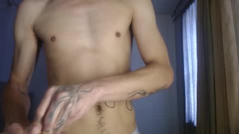 xalejo_max online show from October 3, 6:49 pm