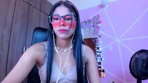 Snapshot of xallysonx_ chatting on March 12, 11:31 am XALLYSONX online show from March 12, 11:31 am