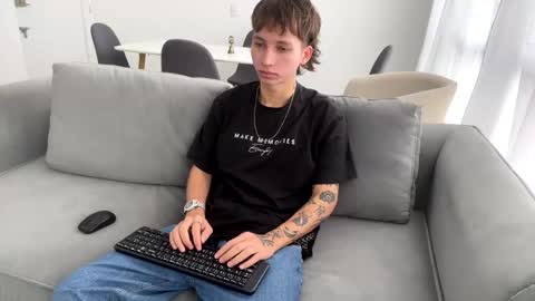 Xam online show from January 26, 8:02 pm