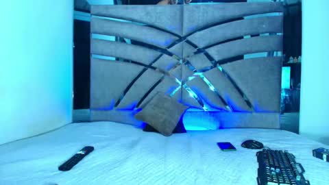 Xanderstone online show from June 7, 1:44 am