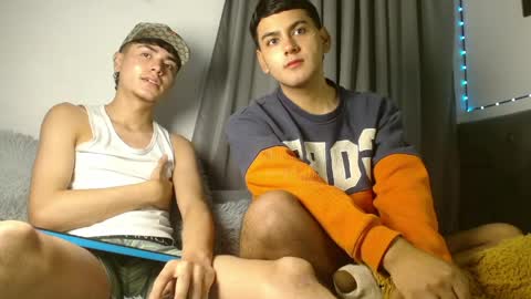 xandrodeluxe online show from May 14, 12:03 pm