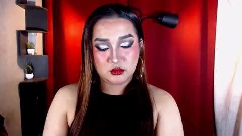 Nira   NOT INTO CHEAP GUYS  online show from March 1, 10:14 pm