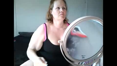 xbeautifulxliex online show from April 21, 3:08 pm