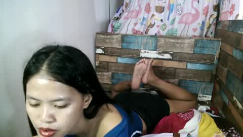 xgurlxlaloox online show from April 15, 2:04 am