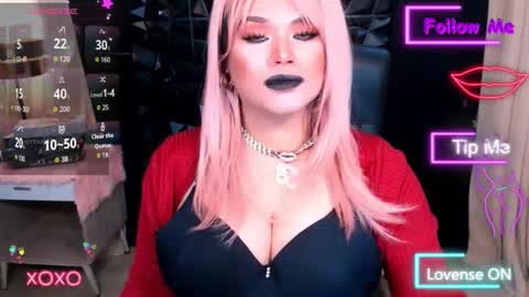 xHUGECOCKTILLCUMX online show from October 31, 3:29 am