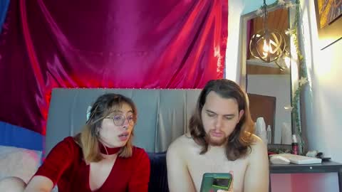 xialee and Lio online show from February 12, 8:38 am