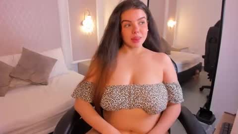 X I M E N A  online show from February 13, 3:15 pm