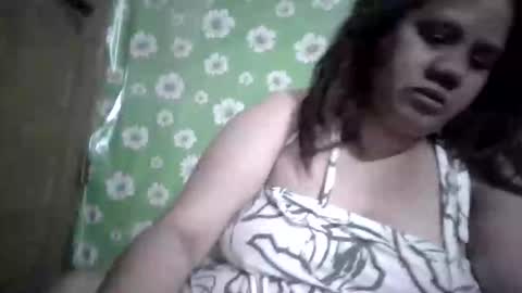 xjuicytits online show from April 9, 10:37 pm