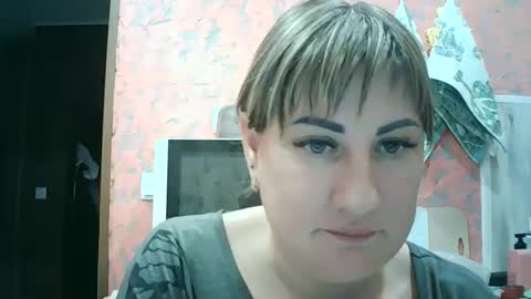 xLucyWowx online show from September 29, 4:50 pm