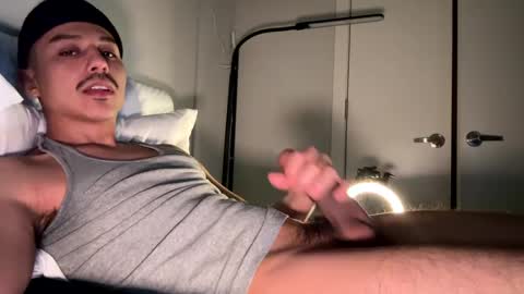 xmomentumx online show from January 26, 4:30 pm