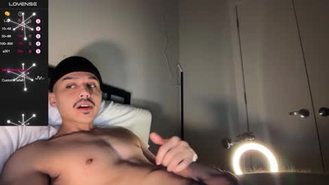 xmomentumx online show from December 20, 4:08 am