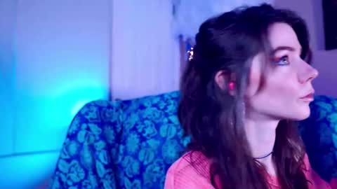 Bella Bondai online show from February 19, 7:40 am