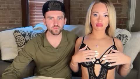 xoprincesspeachxo online show from April 9, 10:26 pm