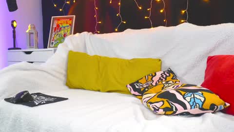 XoRylan online show from January 23, 11:05 pm