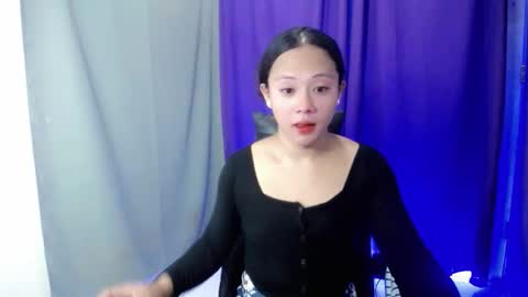 xoxo_megan online show from March 29, 8:49 am