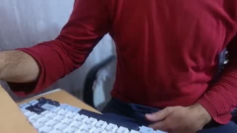 xrokettt online show from December 15, 9:00 pm