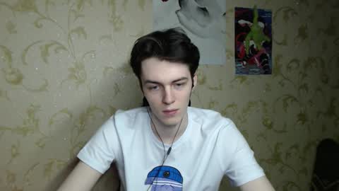 traqqq online show from February 14, 2:42 pm