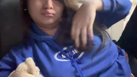 xtremelyasian online show from June 6, 10:59 pm
