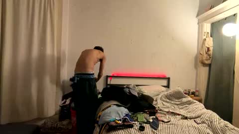 xundera online show from April 2, 9:16 am