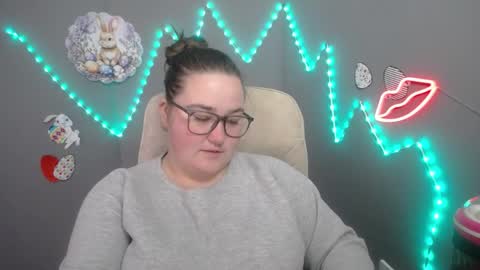 xx daniella xx online show from April 9, 6:19 am