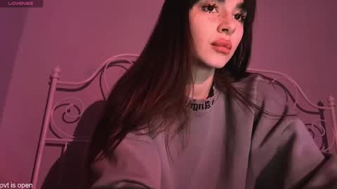 Lily online show from January 11, 11:00 pm