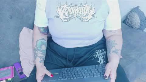 xxgreengoodxx online show from May 31, 8:10 pm
