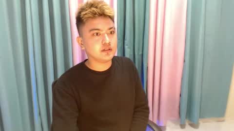 Loyd online show from November 23, 1:20 pm