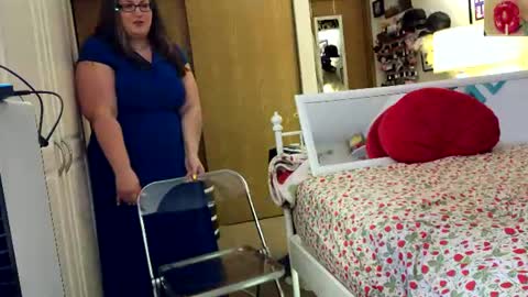 Strawberry Jane online show from June 27, 4:18 am
