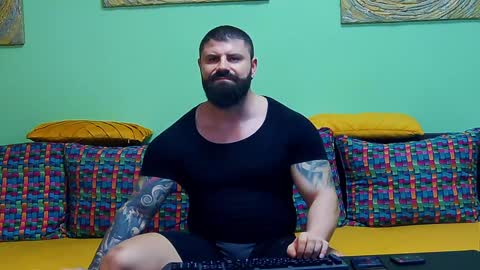 Xtream Leonard online show from February 4, 4:18 pm