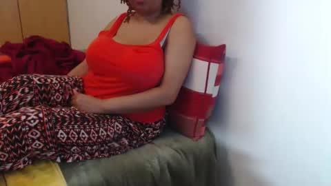 Ayanda online show from April 15, 7:06 pm