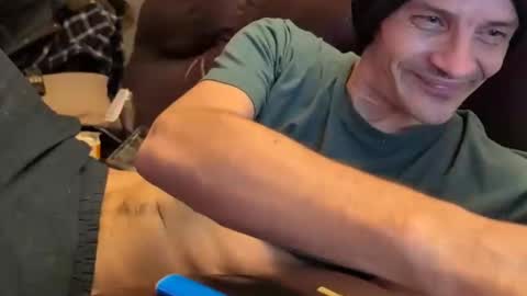 xxfredmtl18xx online show from January 13, 12:24 pm