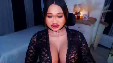 Snapshot of xxxgiganticoliviacummerxxx chatting on March 11, 6:41 pm OLIVIA online show from March 11, 6:41 pm
