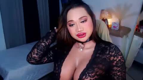 Snapshot of xxxgiganticoliviacummerxxx chatting on March 3, 2:49 pm OLIVIA online show from March 3, 2:49 pm