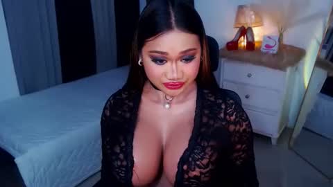Snapshot of xxxgiganticoliviacummerxxx chatting on March 6, 8:59 pm OLIVIA online show from March 6, 8:59 pm