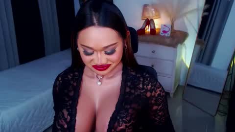 Snapshot of xxxgiganticoliviacummerxxx chatting on March 7, 5:06 pm OLIVIA online show from March 7, 5:06 pm