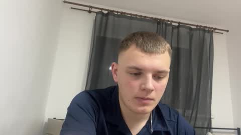 Leo online show from February 18, 8:30 pm