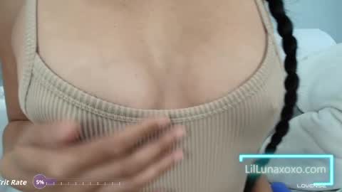 Lil Luna online show from April 16, 9:39 pm