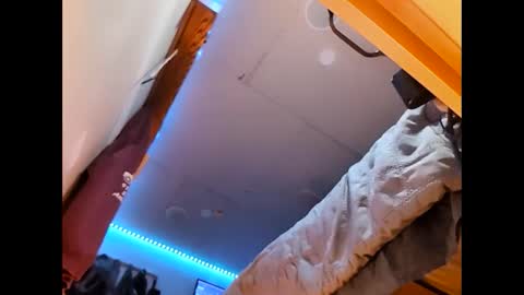 Xzbib online show from January 10, 11:18 pm