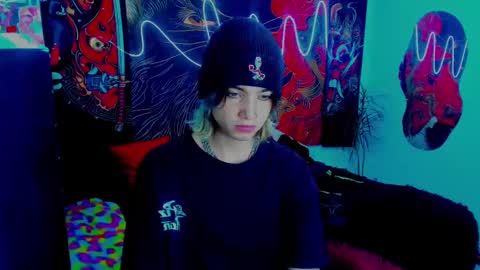 Snapshot of xzerox_ chatting on October 7, 4:30 am xzerox_ online show from October 7, 4:30 am