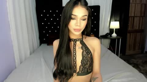 y0unggoddess69xxx online show from May 31, 2:38 pm