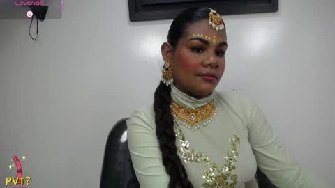 yazhini online show from April 4, 11:39 am