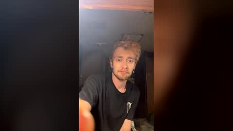 Yaboipdot online show from April 2, 10:11 am