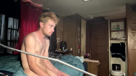 Yaboipdot online show from May 7, 1:18 pm