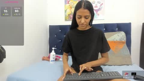 yaiza_sexylovee online show from November 27, 12:18 am
