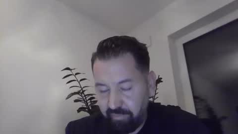 yakijoe online show from October 16, 9:35 pm