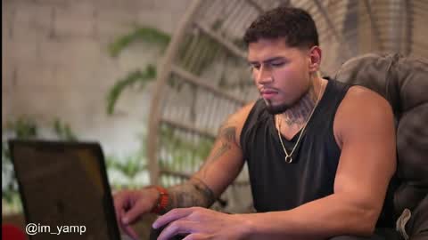 yamp sambrano online show from April 11, 3:11 am