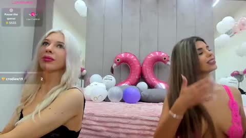 Snapshot of yana_miana chatting on September 12, 6:48 am Yana online show from September 12, 6:48 am