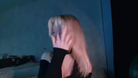 Anny online show from January 6, 4:00 pm