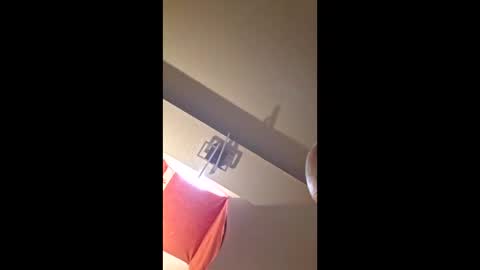 yareck007 online show from April 6, 7:09 am