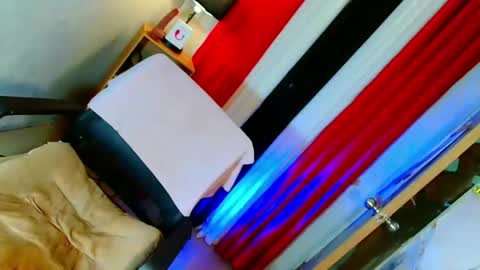 miss yasii online show from November 28, 6:37 pm